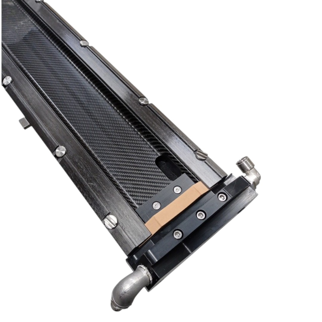 4CB87283 - DOCTRBL. CHAMBER CARBONFIBER