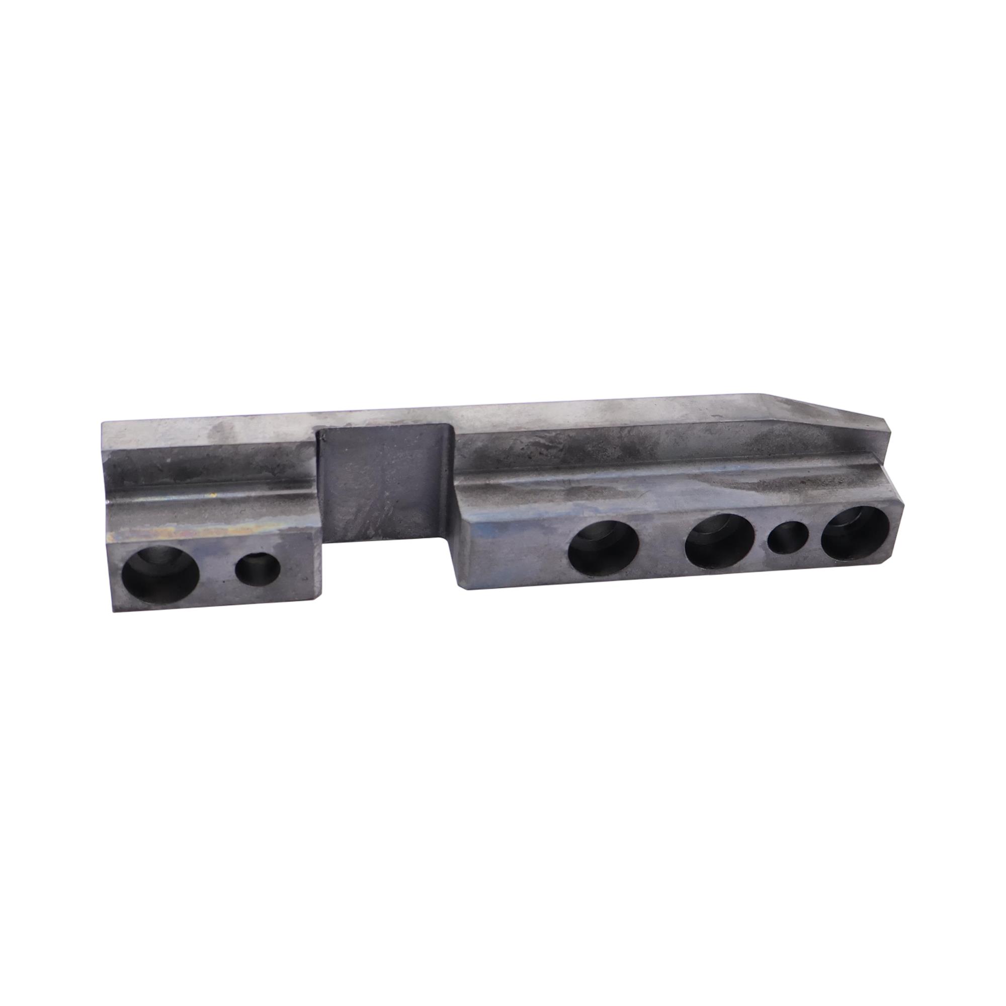 4CB57757 - CENTERING PIECE