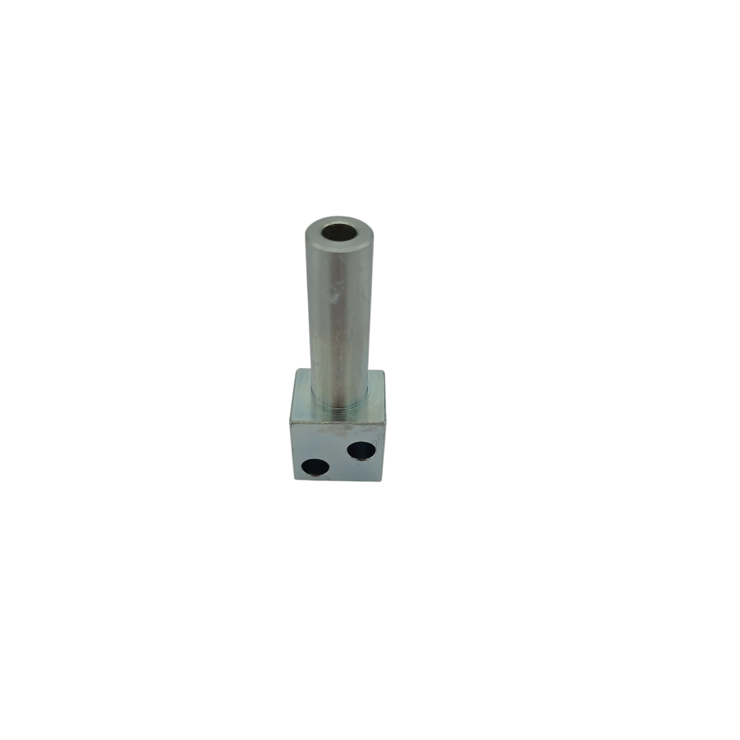 4CB18756 - AXLE
