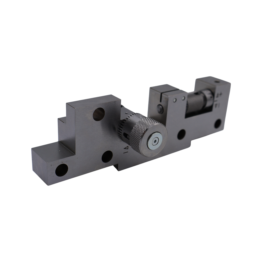 4CB08251 - ADJUSTMENT