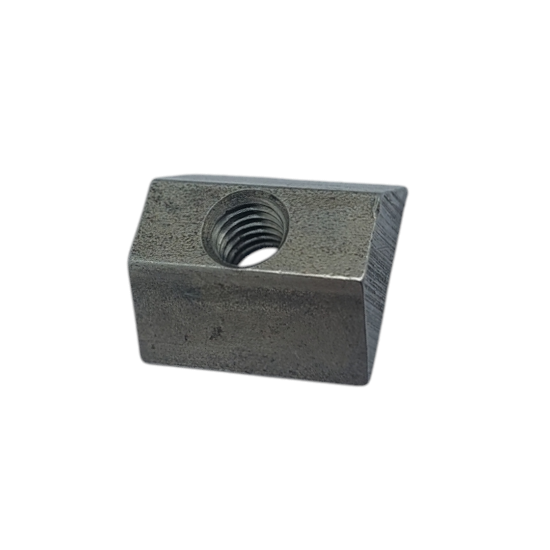 4CB04211 - NUT (DOVETAIL)