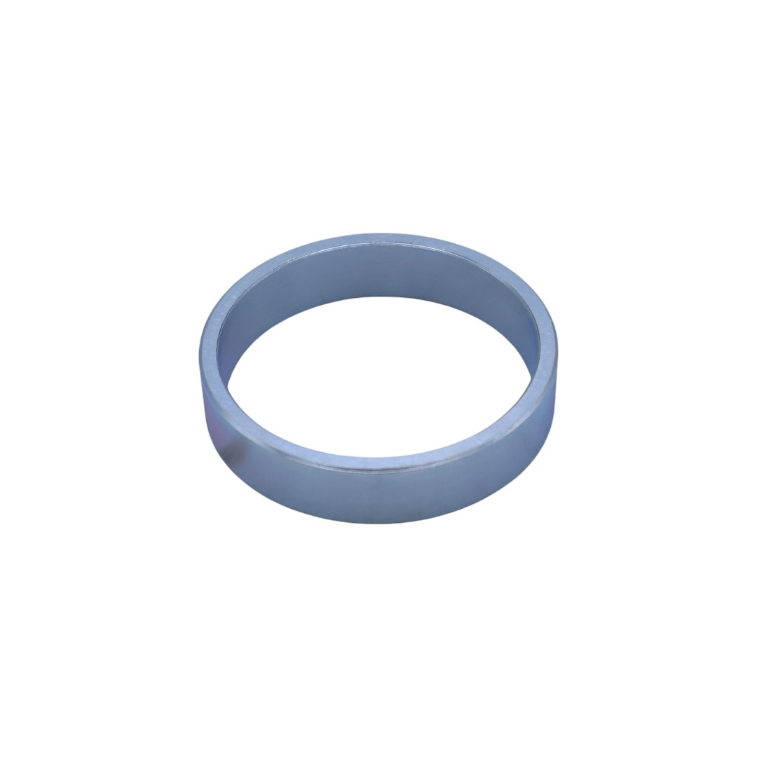 4CB64522 - CYLINDRICAL SPACER