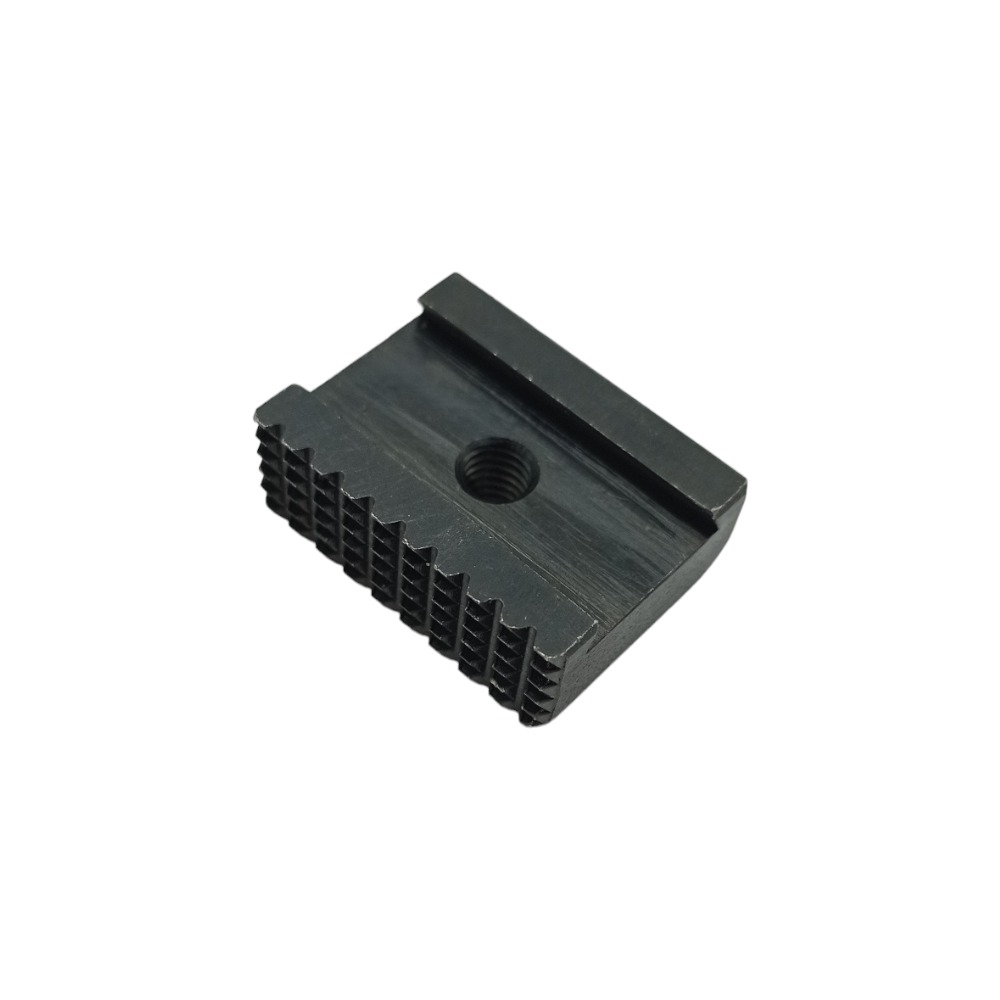 4CB80034 - LUG