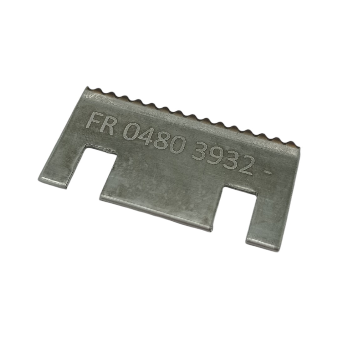 4CB60559 - KNIFE